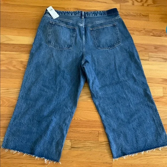 Abercrombie & Fitch Classic Blue Women's Jeans. High Rise. Curve Love. - Picture 9 of 12